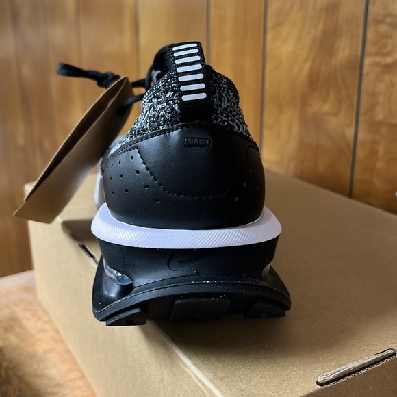 Nike Air Max Fly Knit Racers size 9.5 NEW - Picture 4 of 5